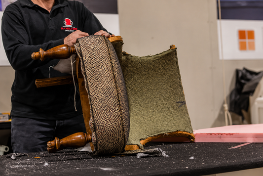 Stoelen opvullen in Eindhoven